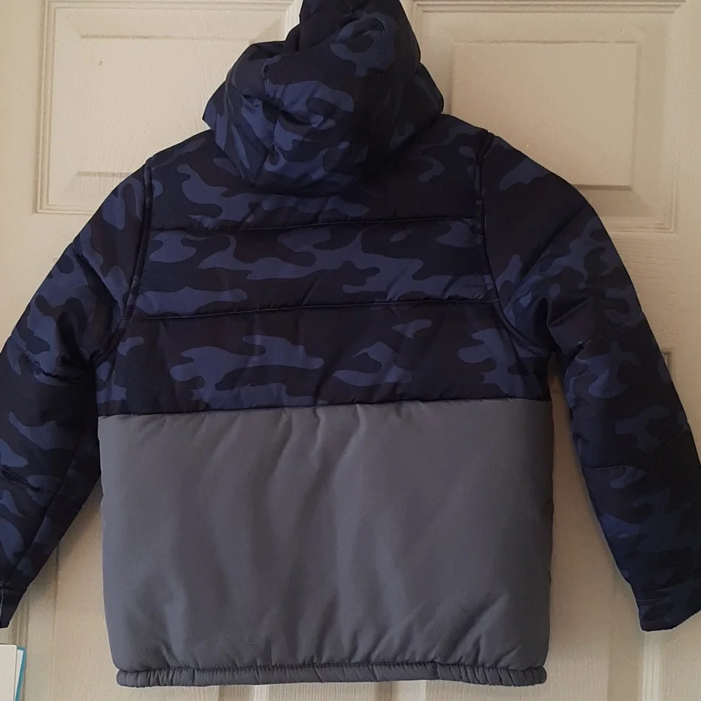 Carter's NWT 5-6 Camouflage Hooded Puffer Jacket